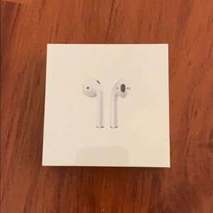 AirPods